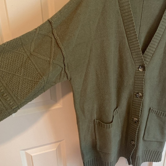 CAbi cardigan in olive green. Year-round knit with horn-style buttons. Cute!! - Picture 5 of 7